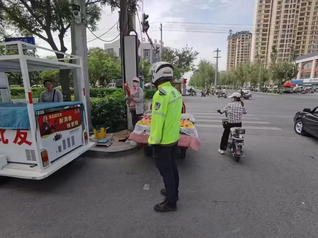 嘉峪关公安交警行动_违章高发城市治理_嘉峪关交通乱象整治